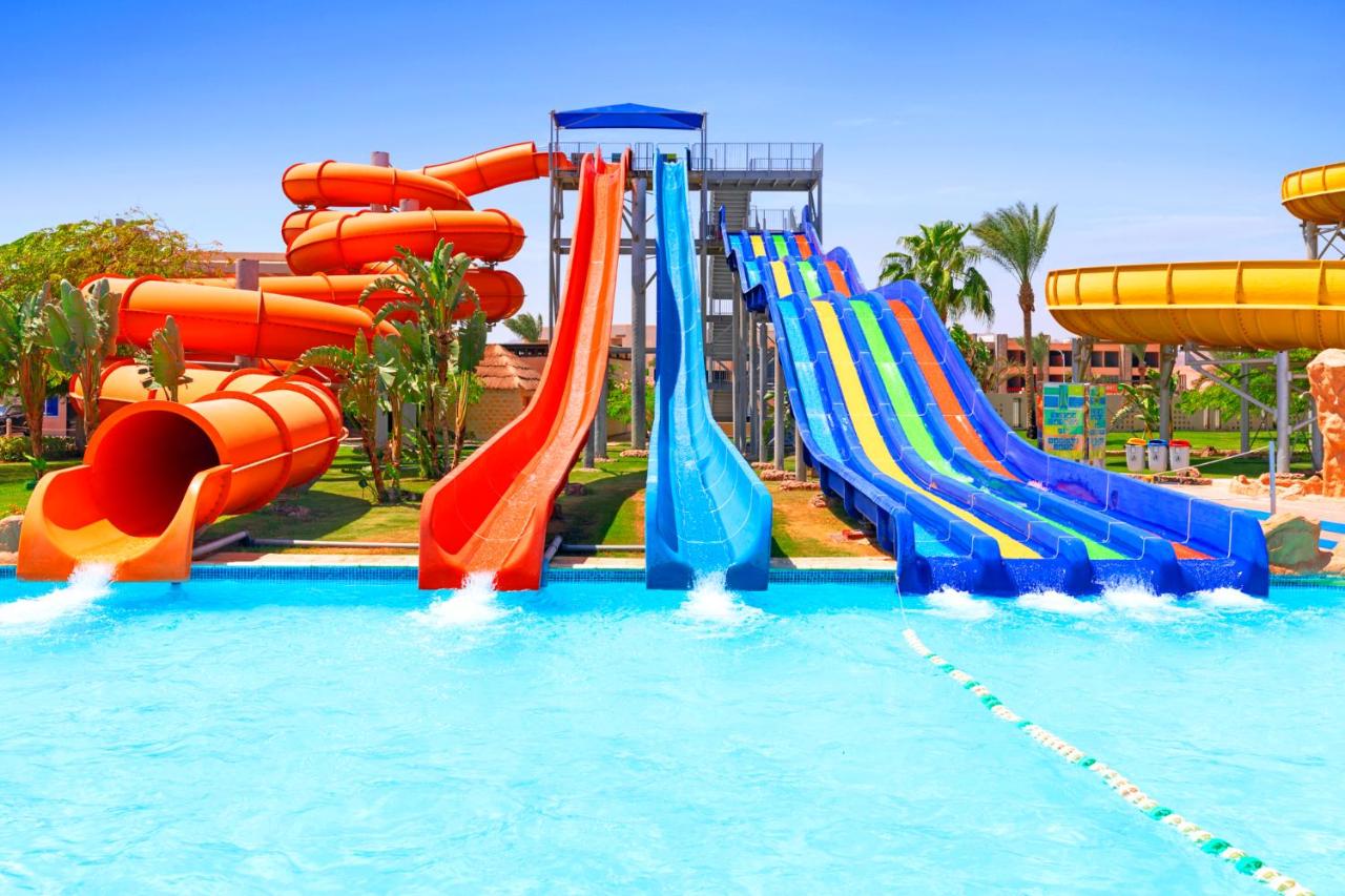 Pickalbatros Royal Moderna Sharm "Aqua Park" photo