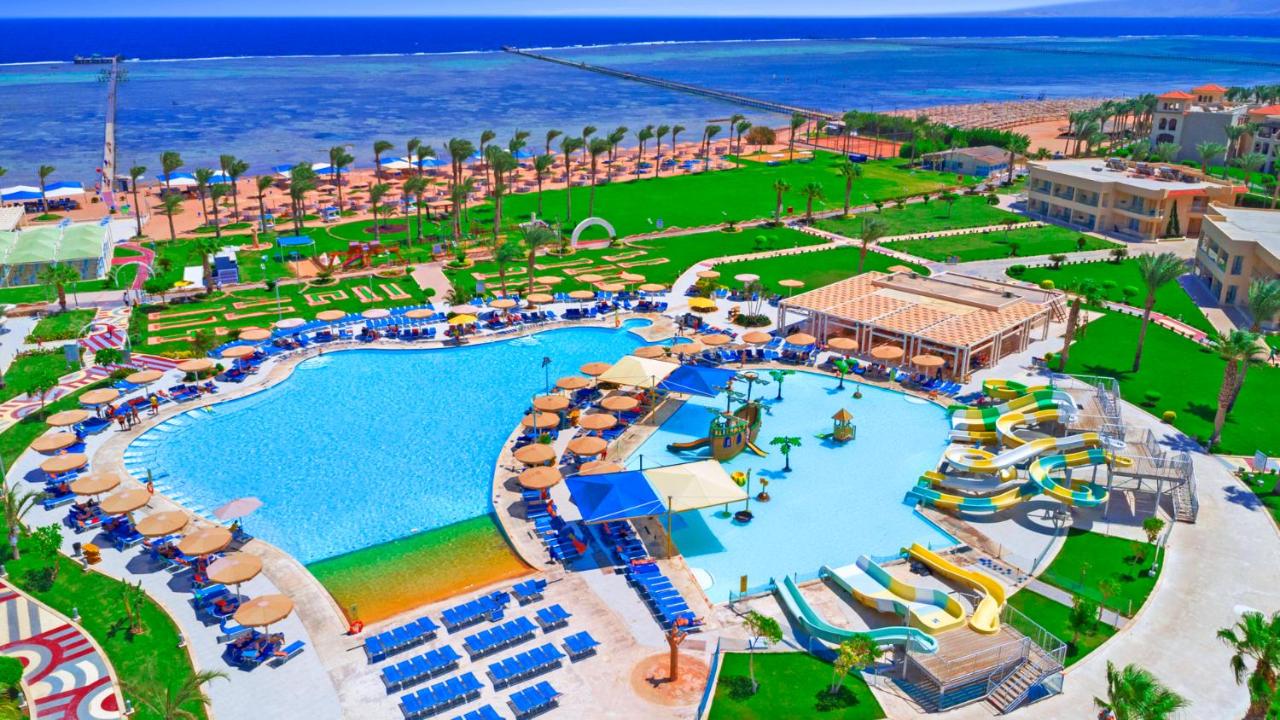 Pickalbatros Royal Moderna Sharm "Aqua Park" photo