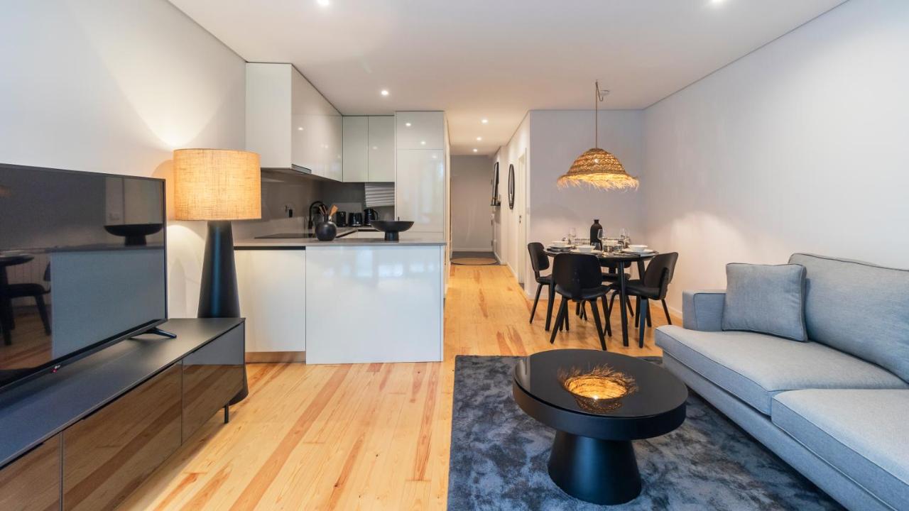 Premium 2BR Flat near Santa Catarina by LovelyStay - 4