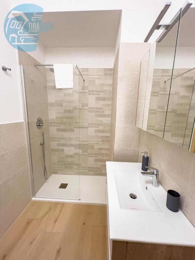Piazza della Borsa 3B Tirabora Short Rent - 5