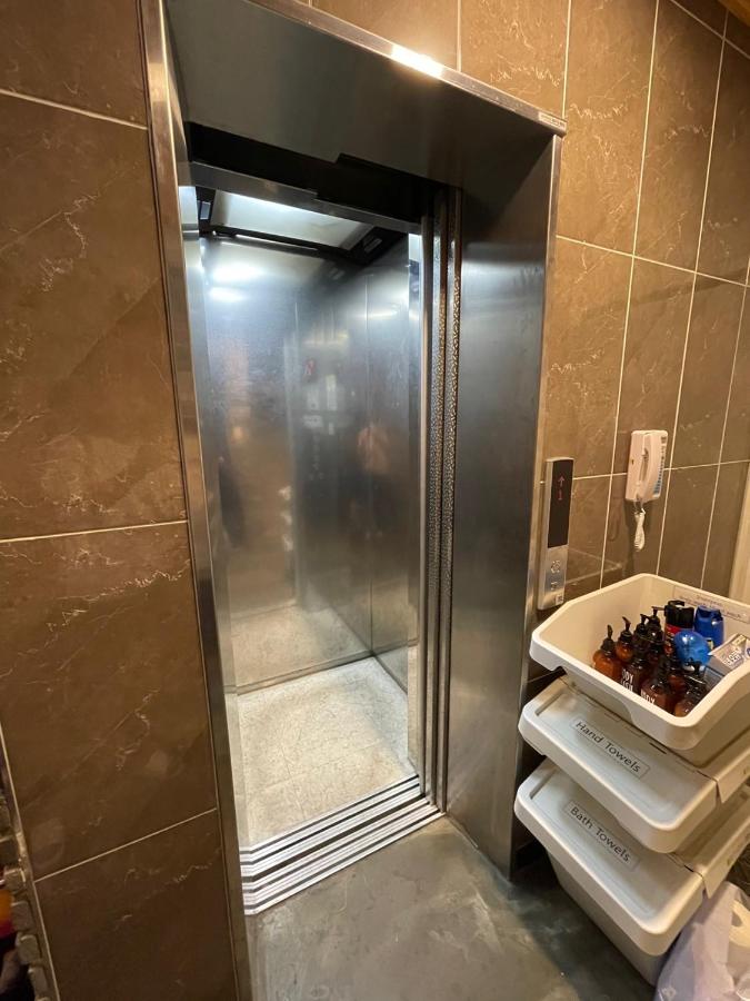 Twin Rabbit Guesthouse - 2