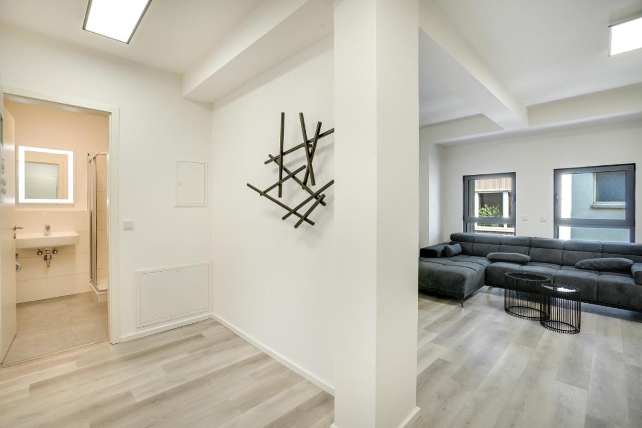 Mont Apartments