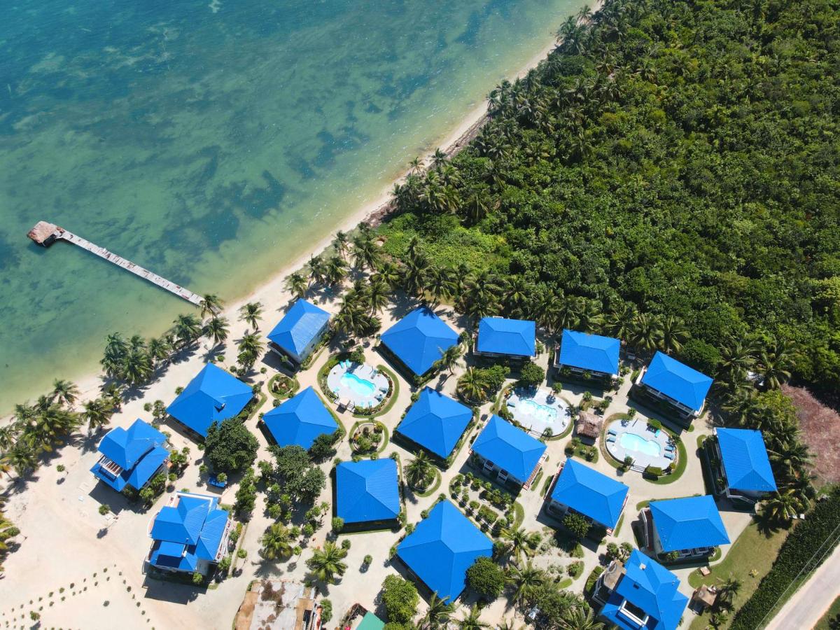 Sapphire Beach Resort photo
