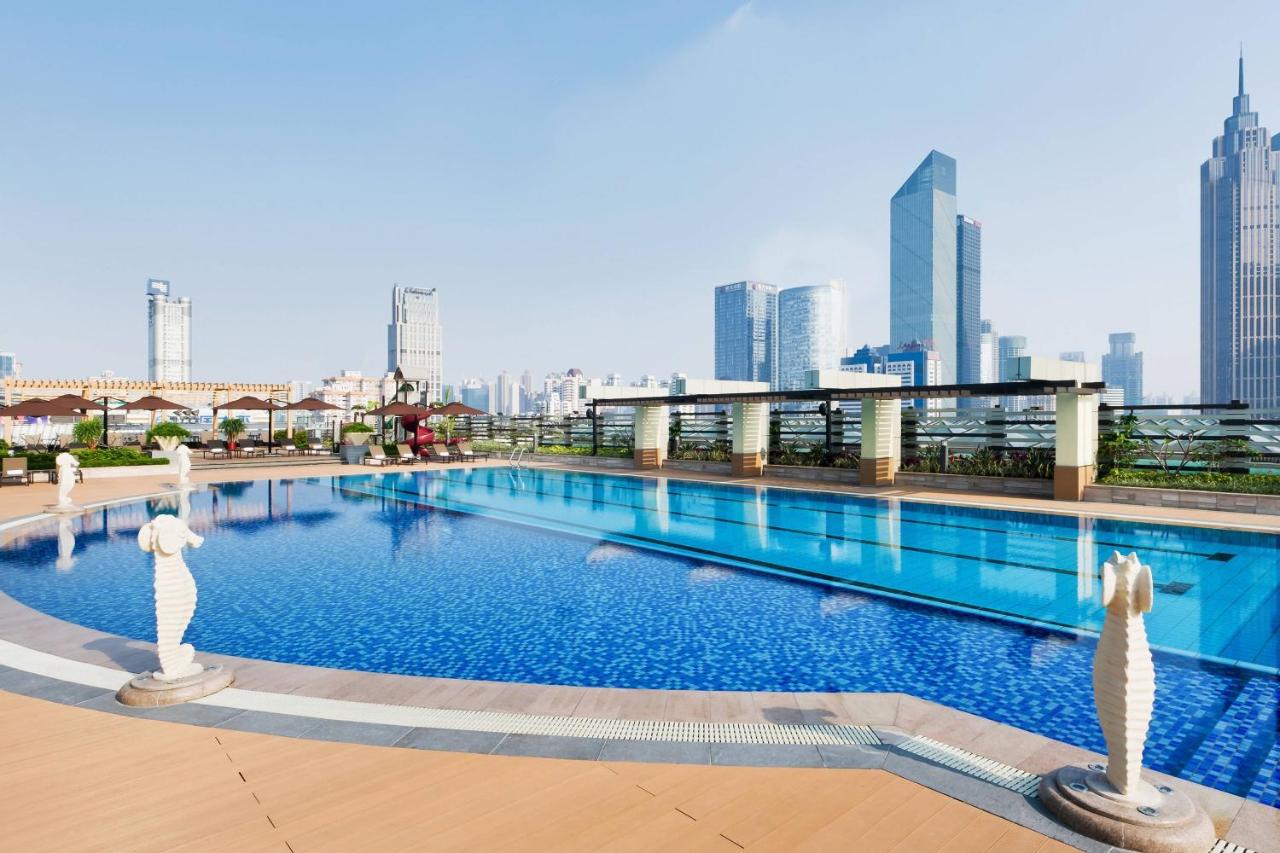 Sheraton Guangzhou Hotel-Fully Upgraded in CBD-Free Canton Fair Shuttle Bus and Registration Counter photo