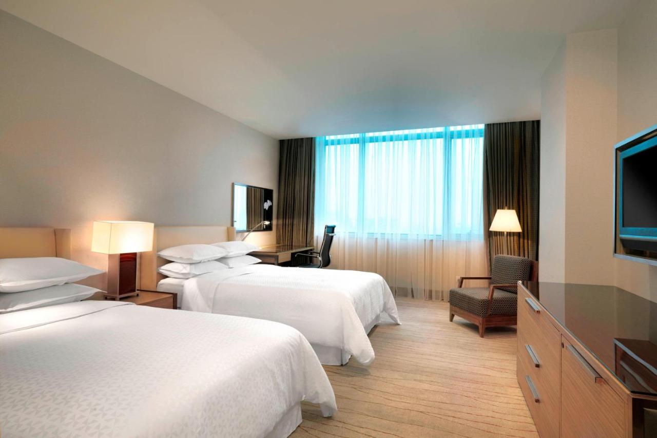 Four Points by Sheraton Shanghai, Daning photo