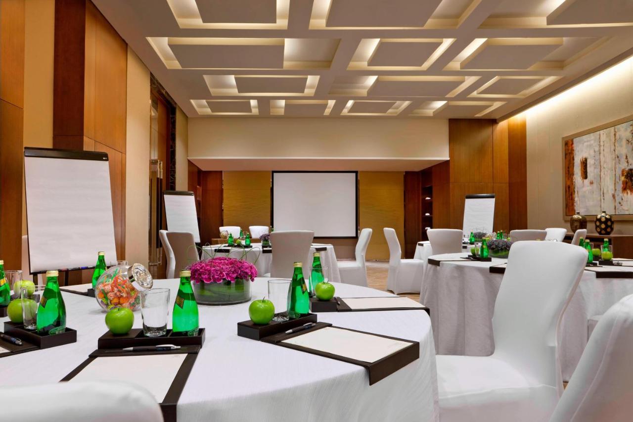 Sheraton Grand Beijing Dongcheng Hotel photo
