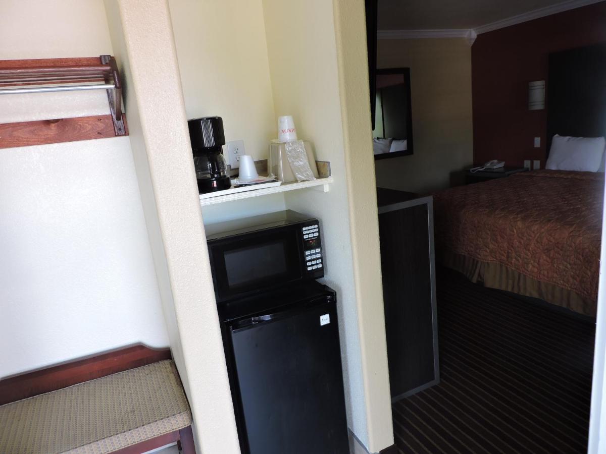 Texas Inn — photo 16