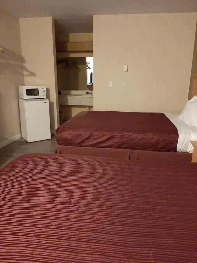 Centralia Inn — photo 16