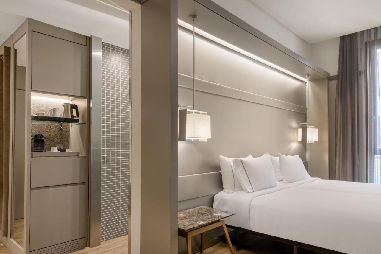 AC Hotel Recoletos By Marriott - Laterooms
