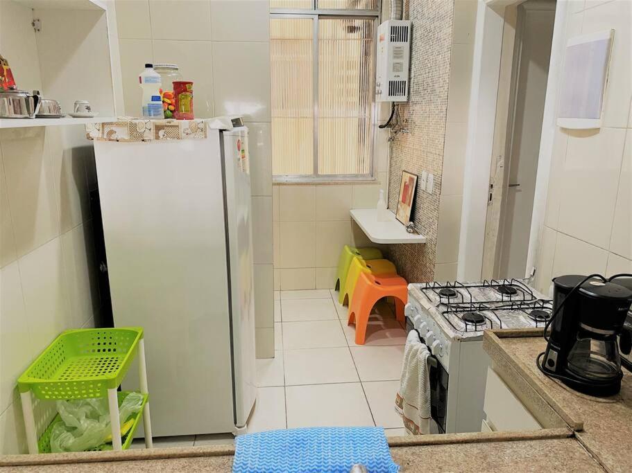 Excelente Apartamento na Quadra da Praia - 2