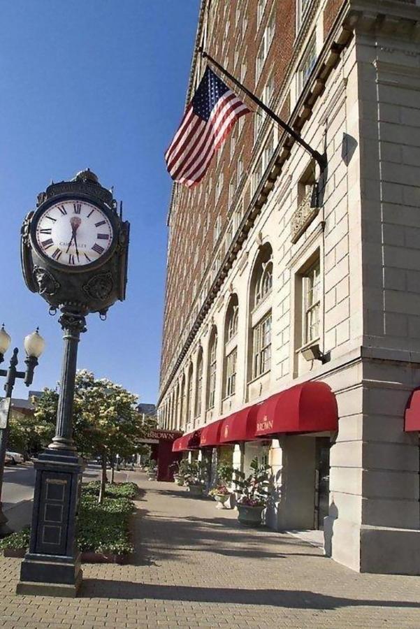 The Brown Hotel — photo 15