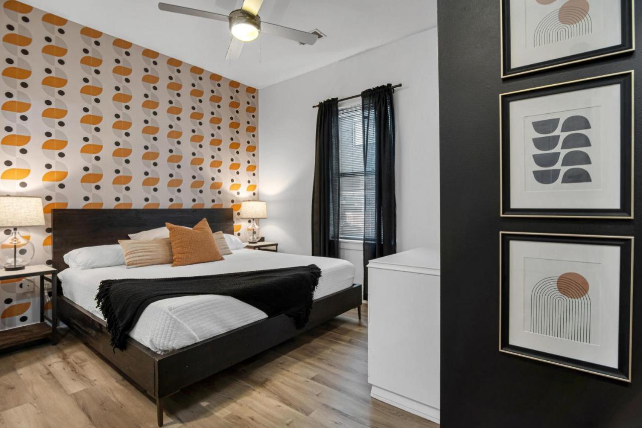 Walk to Vanderbilt and Belmont - Shuffle Board and Free Parking - 5