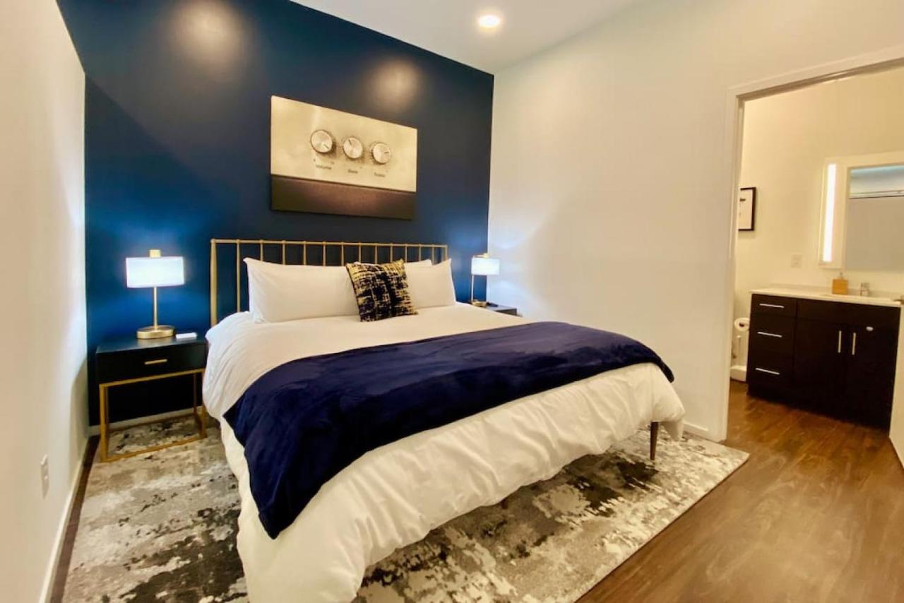 CHIC Modern Nashville Condo POOL, PATIO, PARKING - 2