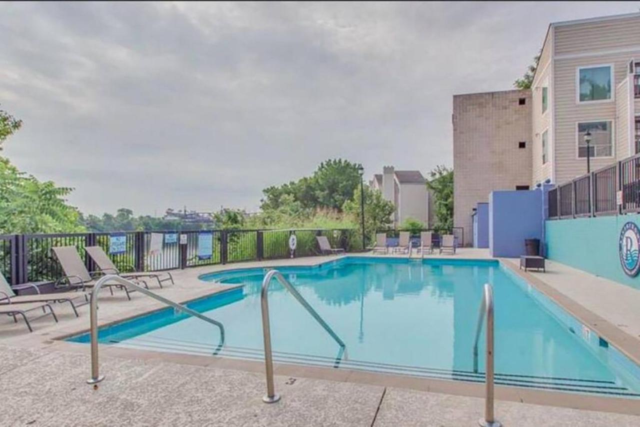 WALK to Downtown Broadway with Pool, Parking and Patio - 5