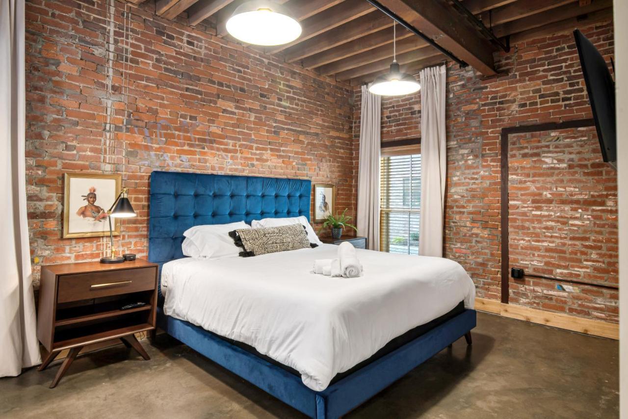 One-Of-A-Kind! Roll Up Garage Door-Pool, Speakeasy - 5