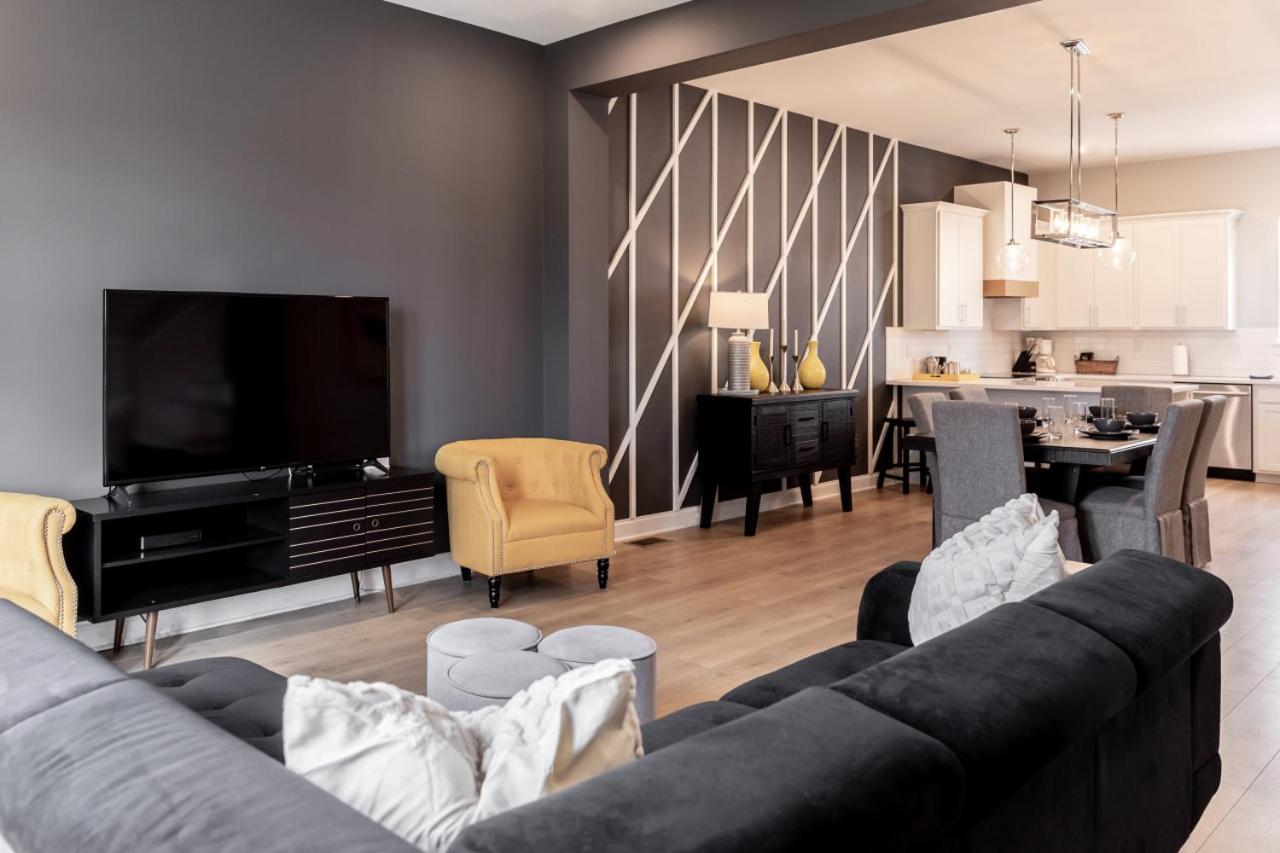 STAR Retreat Townhome with Garage 3 miles to Downtown - 4