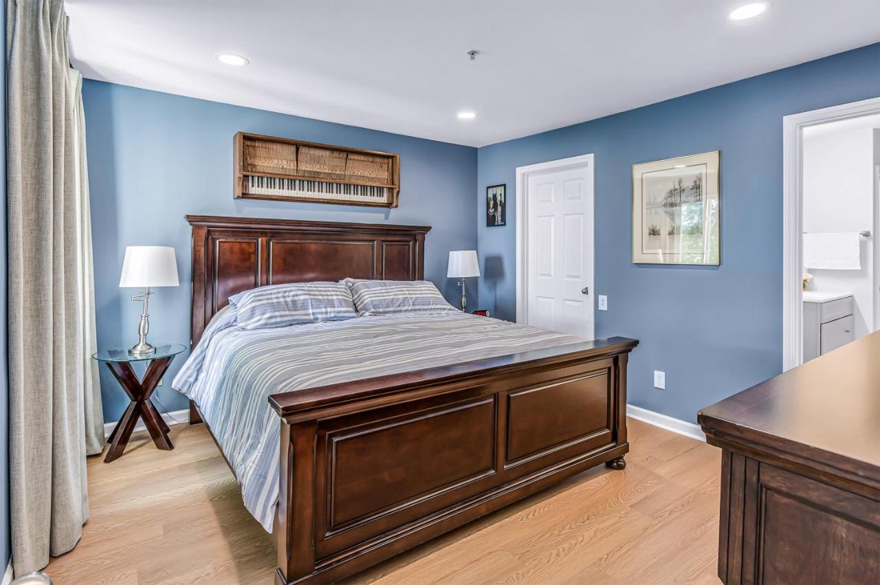 Riverfront View near Downtown, Walk to Restaurants - 5