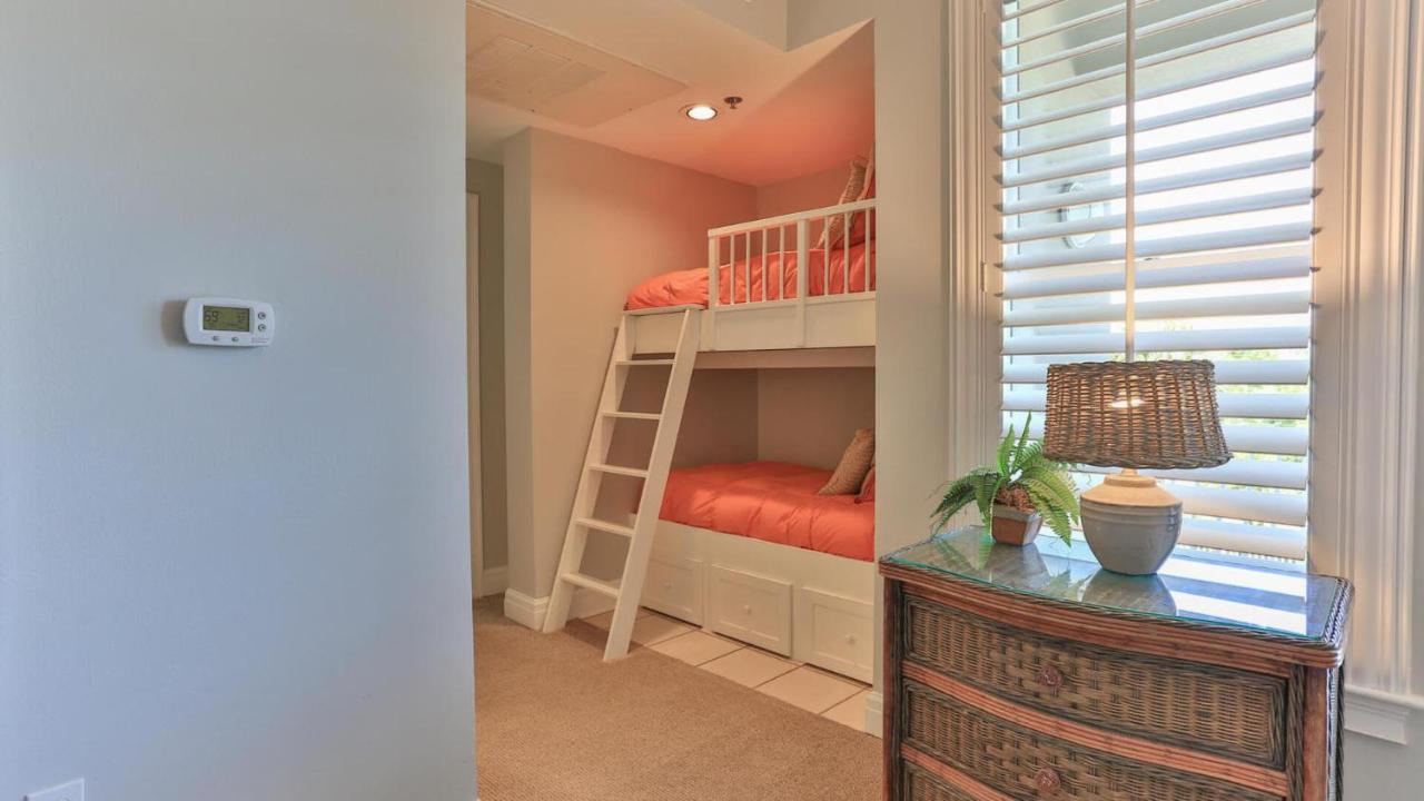 Grandview Condominums — photo 17