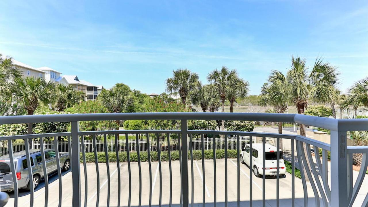 Grandview Condominums — photo 18