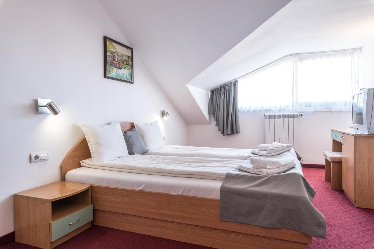 Hotel Iceberg Bansko photo