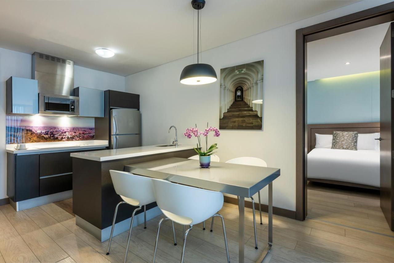 Hotel 100 Luxury Suites by Preferred photo