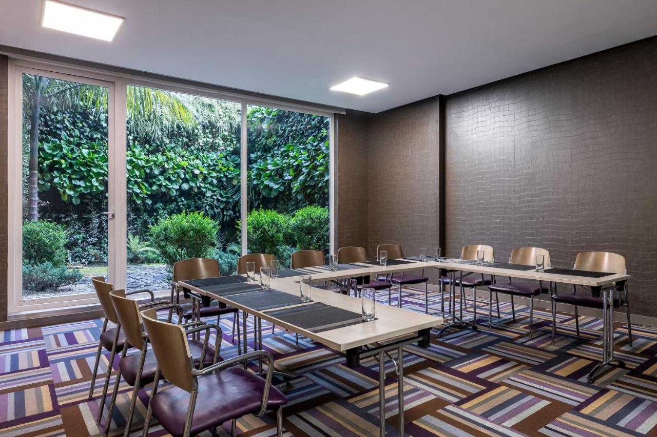 Hotel 100 Luxury Suites by Preferred photo