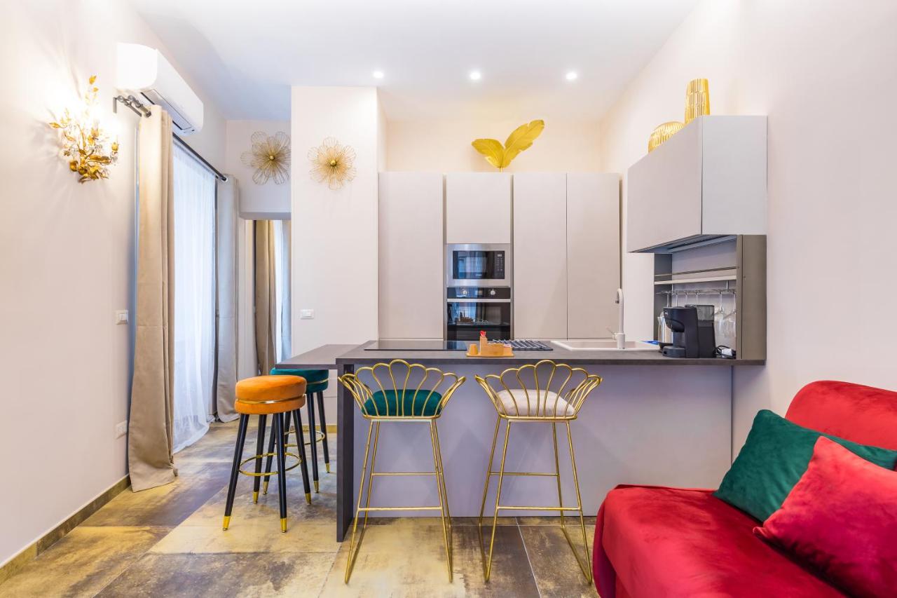 Golden Terrace at Historical Center by Napoliapartments - 5