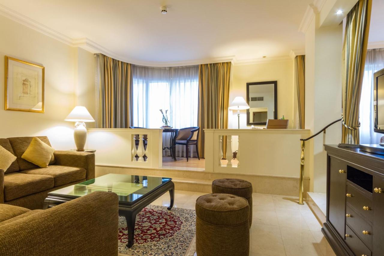 Grand Excelsior Hotel Deira photo