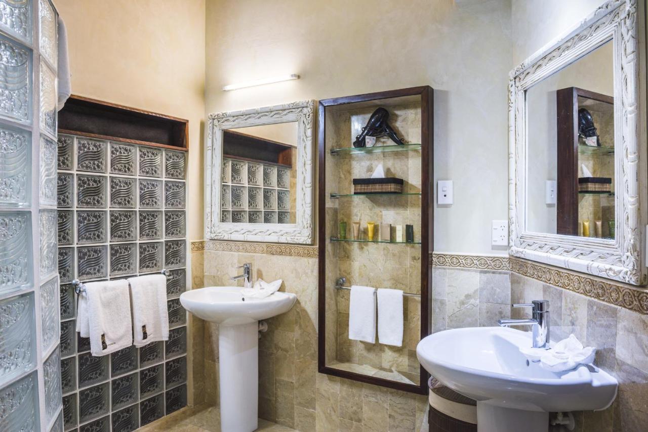 Rumours Luxury Villas & Spa photo