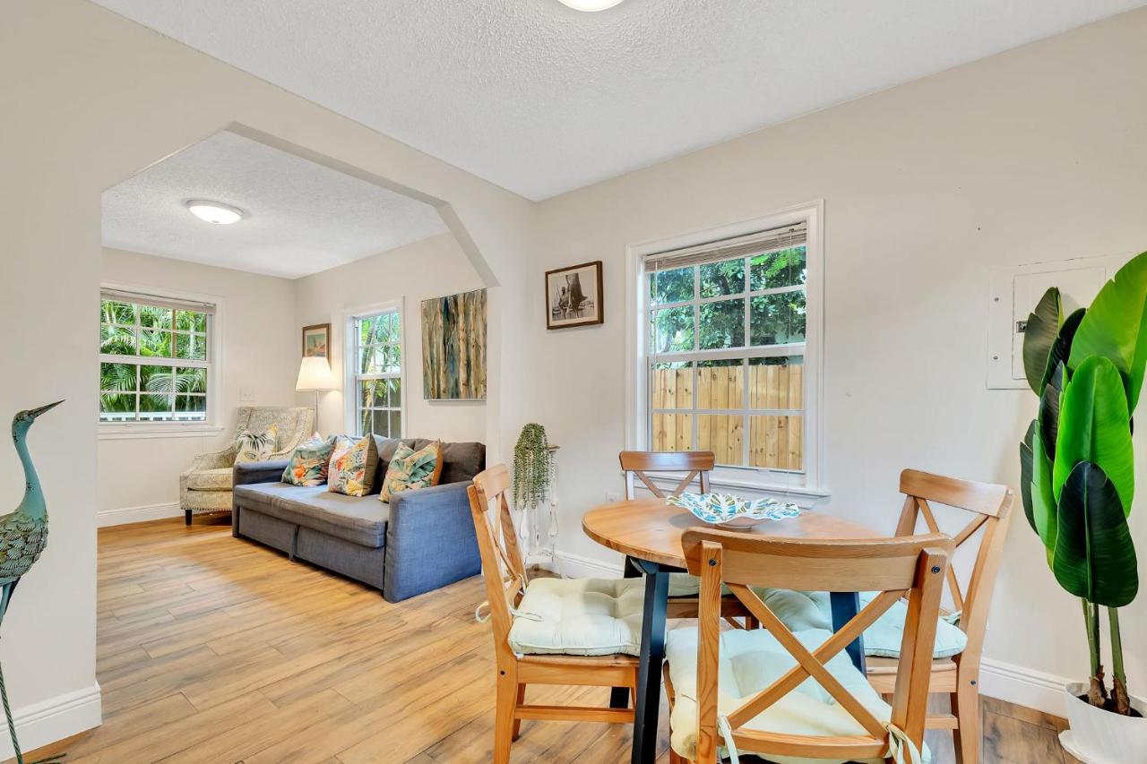 Casa Del Rio 4 Bed 2 Bath Next to River 1826 - 4