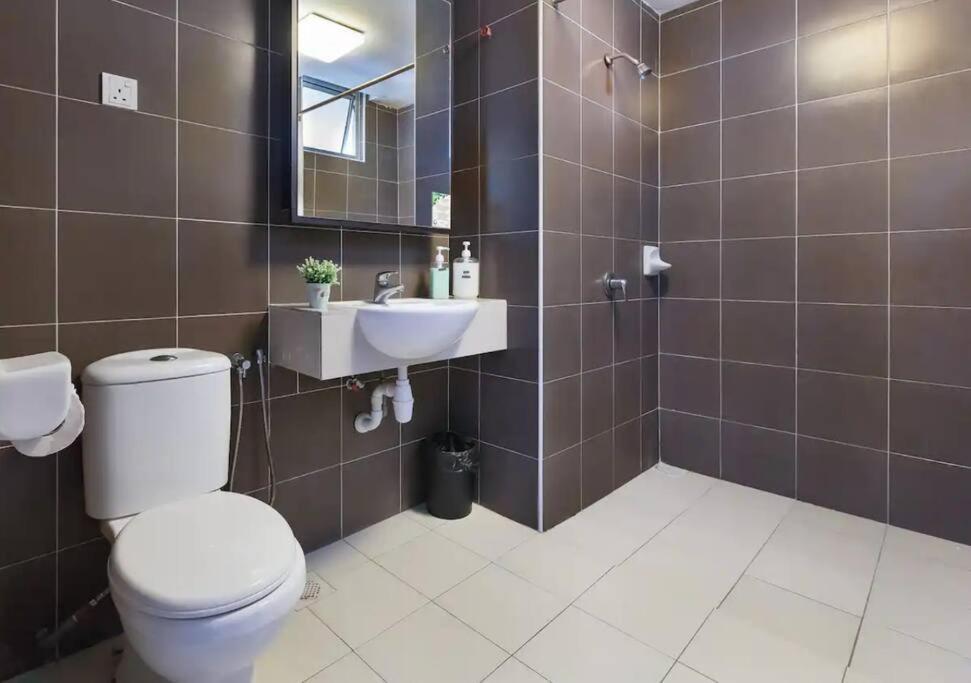 5min Mid Valley Southkey 10min KSL CIQ River View - 3