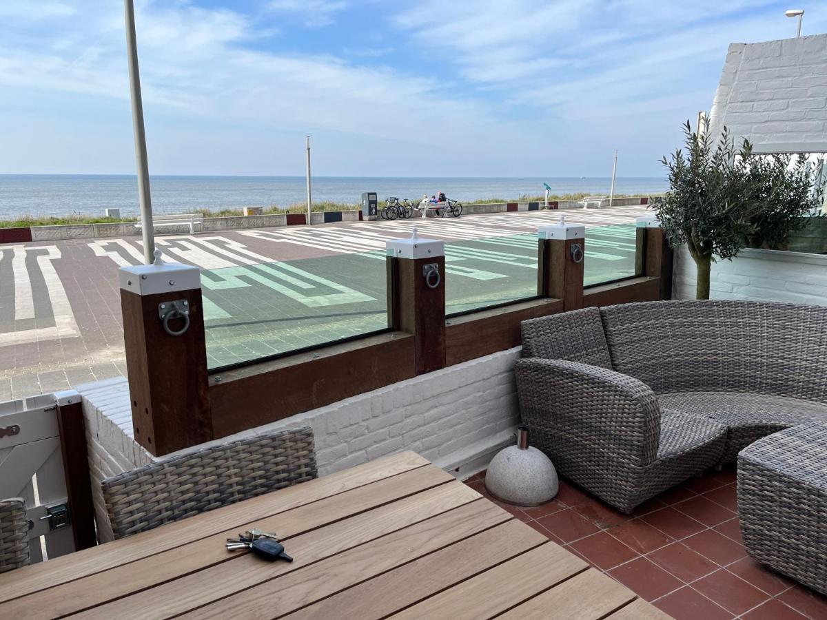 Strandzicht Zandvoort photo