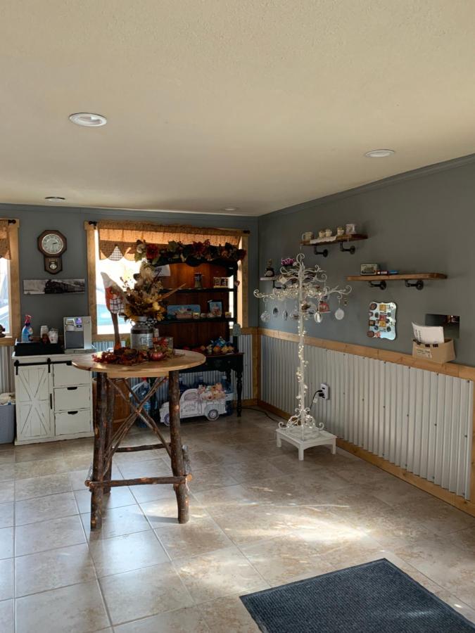 Down Home Lodge & Family RV Resort — photo 8