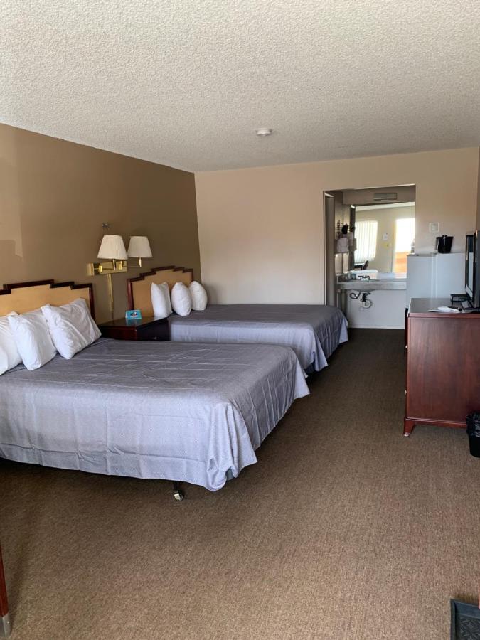 Down Home Lodge & Family RV Resort — photo 18