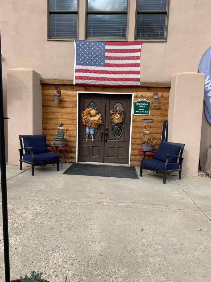 Down Home Lodge & Family RV Resort — photo 22