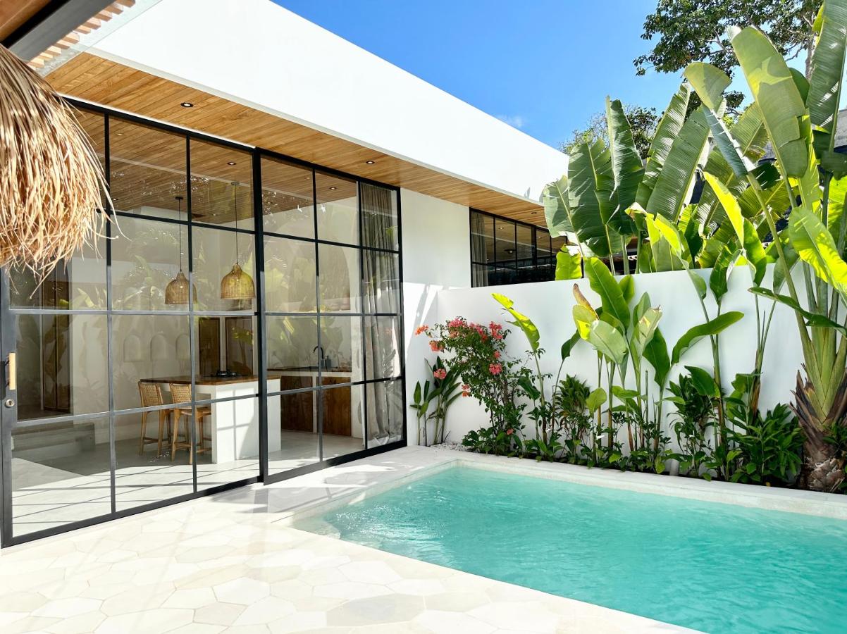 The Suites by The Young Villas - 4