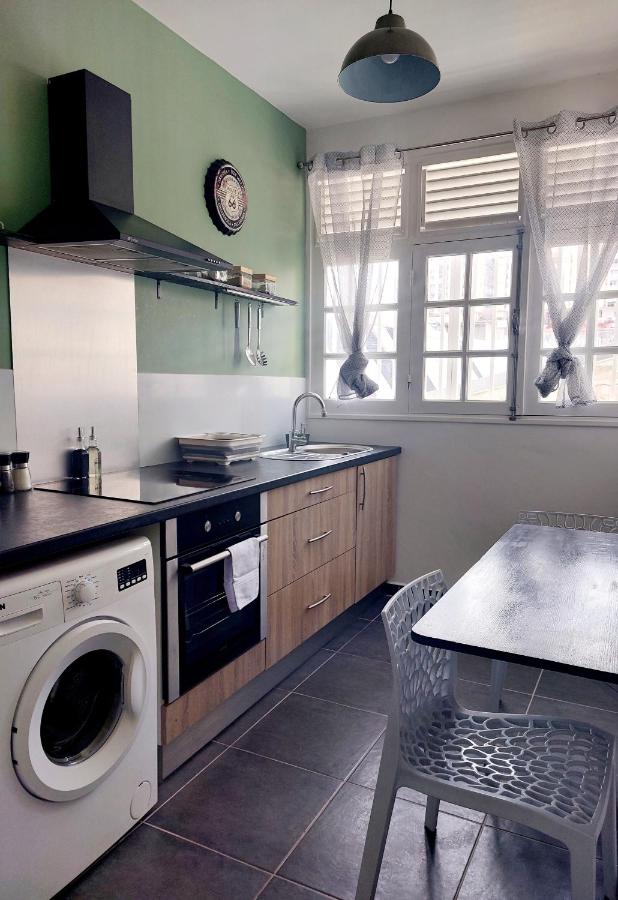 Perle proche gare maritime et croisières