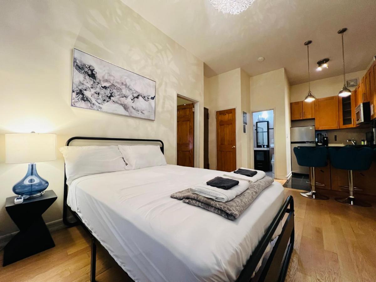 Steps from Empire State Building - 4