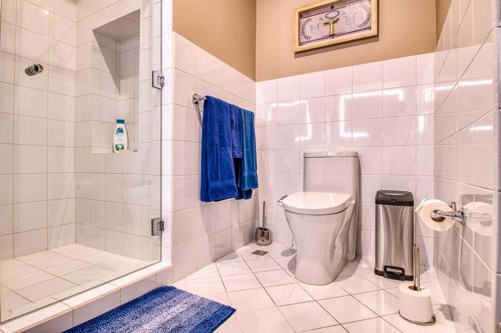 SecretJaco - Luxury Beach Front Penthouse with Pool & Jacuzzi photo
