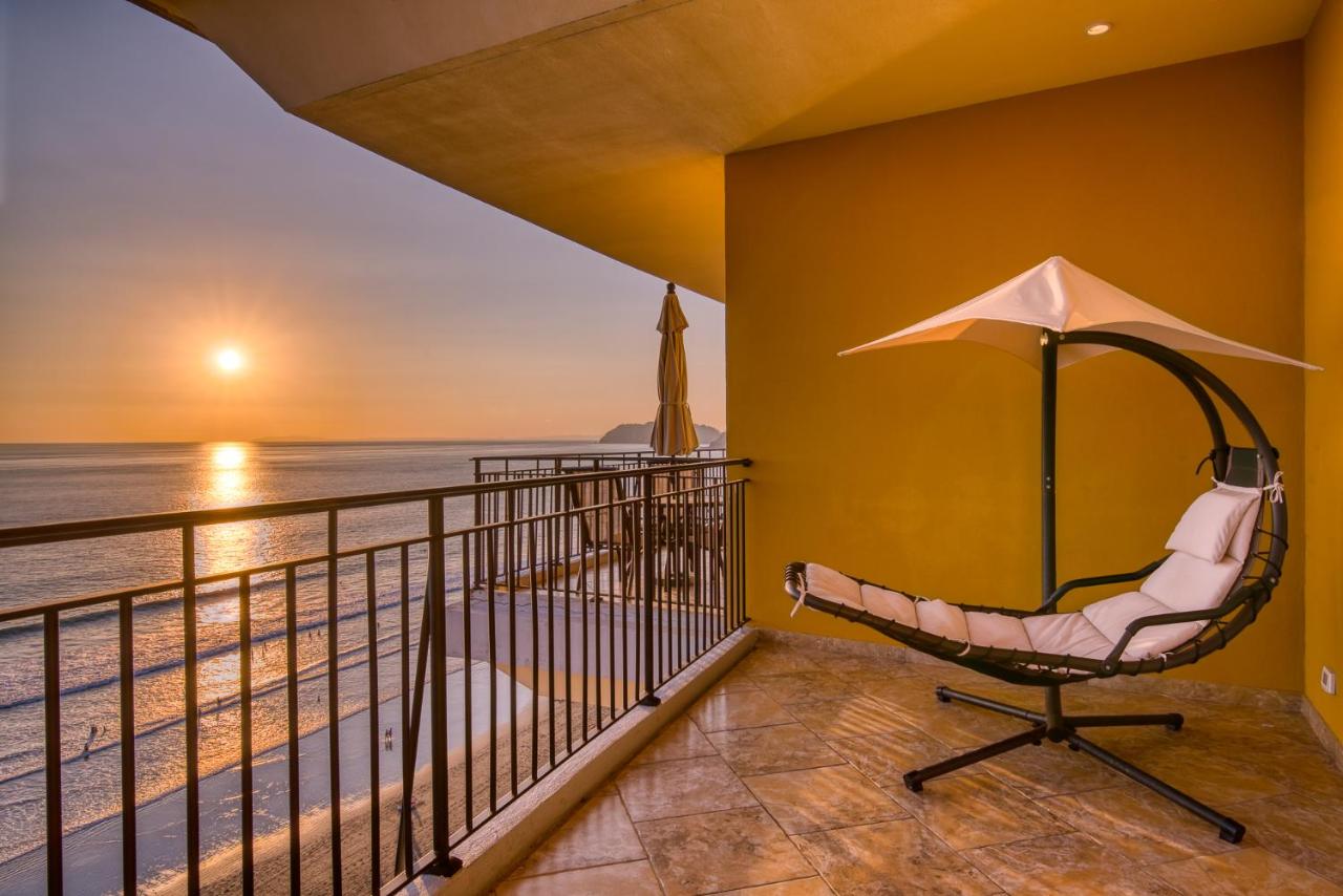 SecretJaco - Luxury Beach Front Penthouse with Pool & Jacuzzi photo