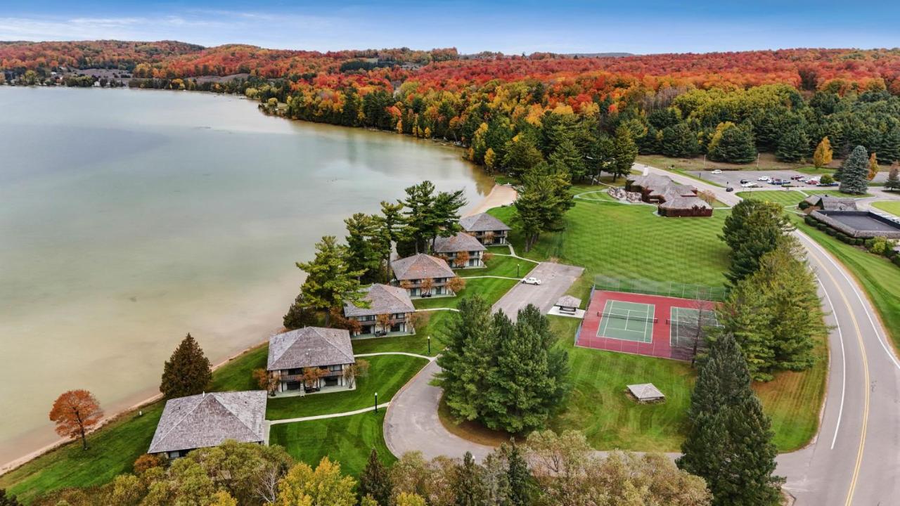 Deer Lake Villas - Boyne Mountain Resort — photo 8