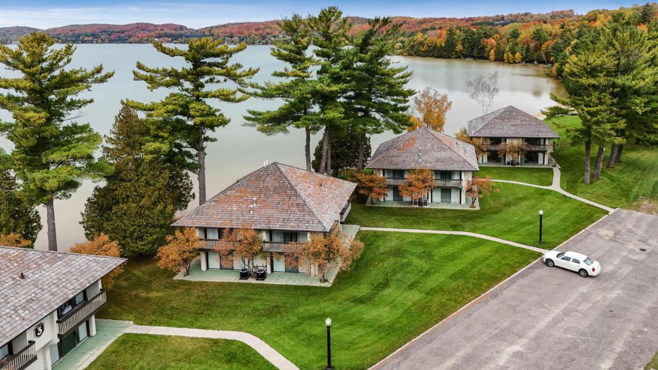 Deer Lake Villas - Boyne Mountain Resort — photo 5