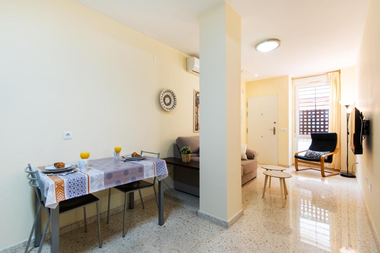 VICTORIA SQUARE- CENTER Apartment - 4