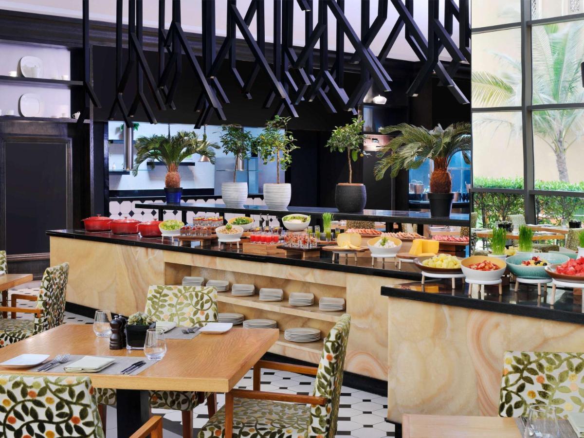 Mövenpick Hotel Jumeirah Beach photo