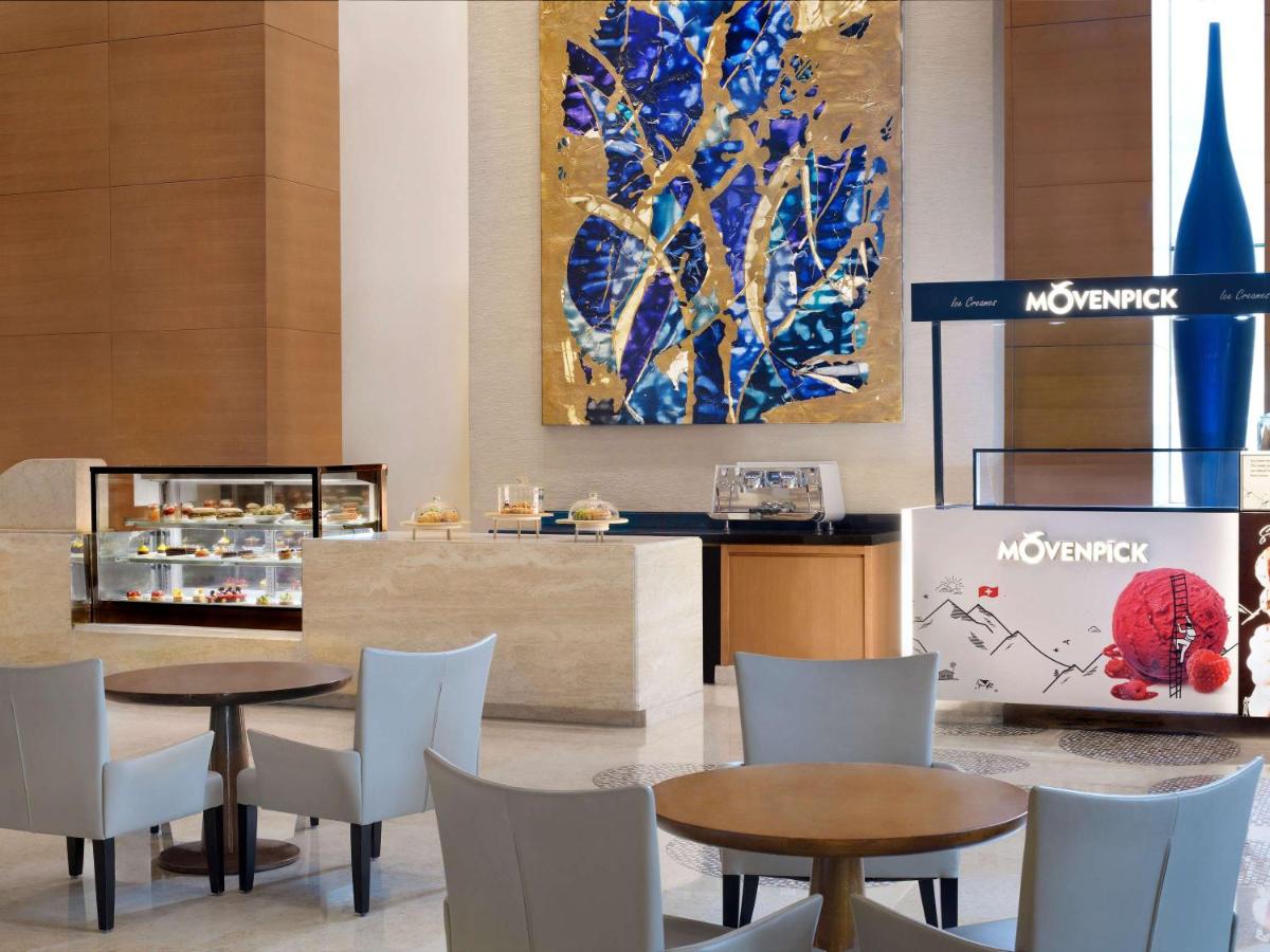 Mövenpick Hotel Jumeirah Beach photo