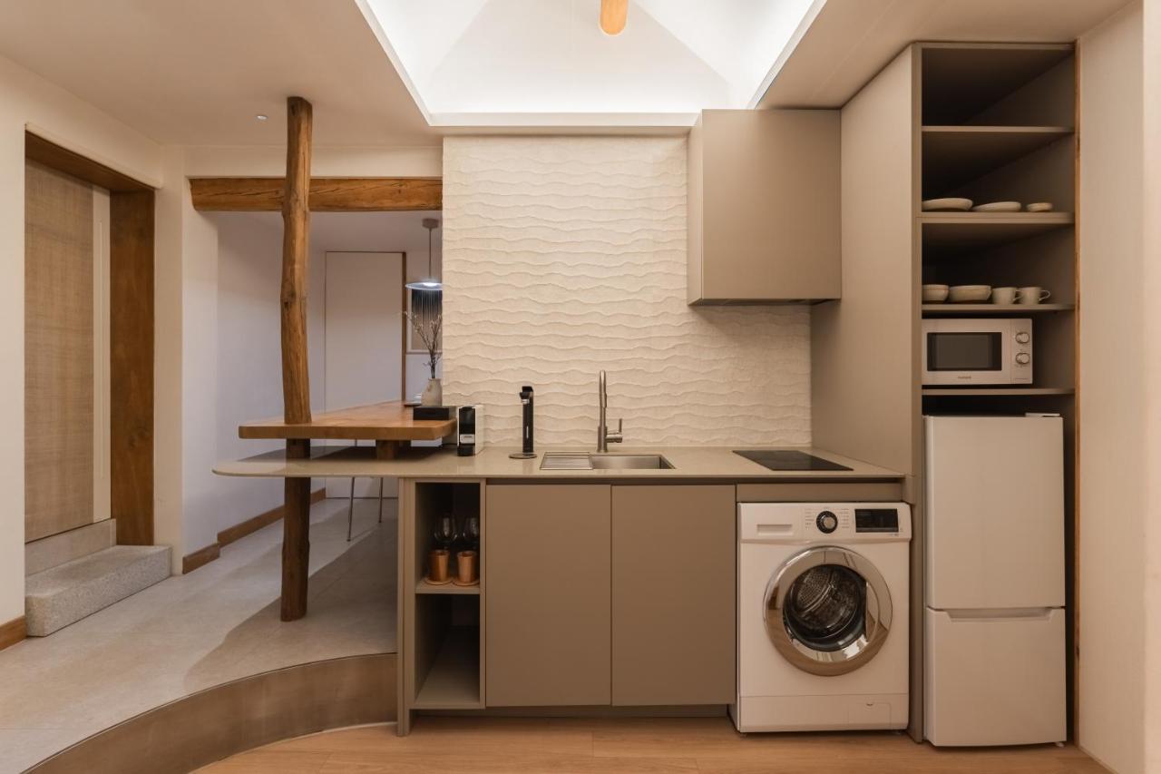 Luxury Hanok Stay Sunshine - 3