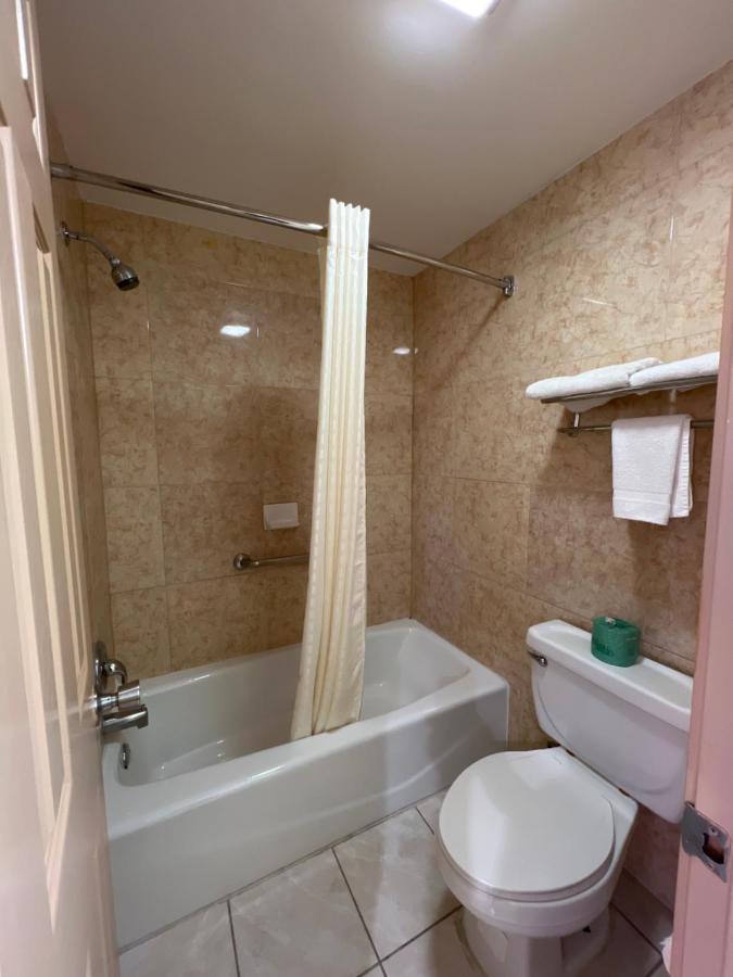 Executive Inn Motel — photo 15