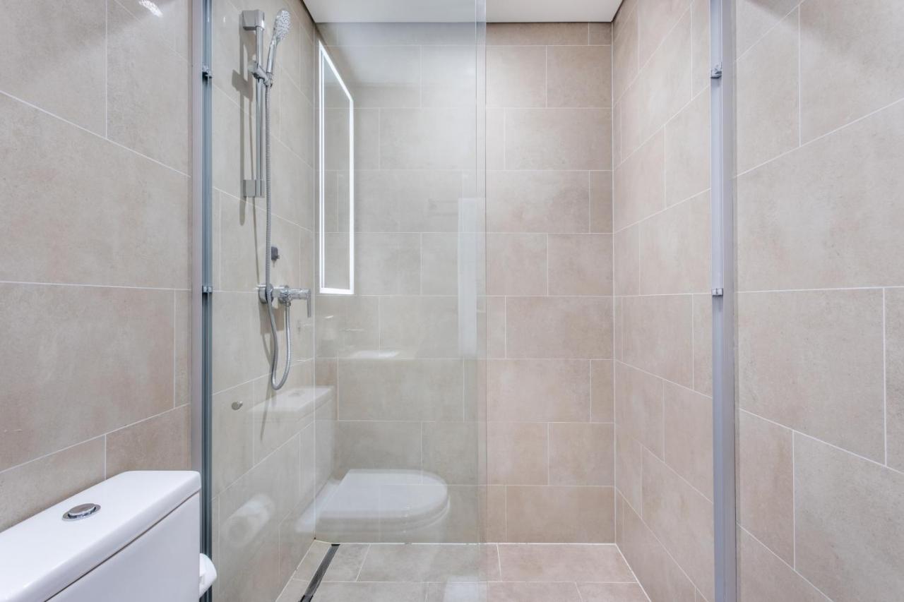 STAY BY LATINEM Luxury 2BR Holiday Home CV A814 near Burj Khalifa - 3