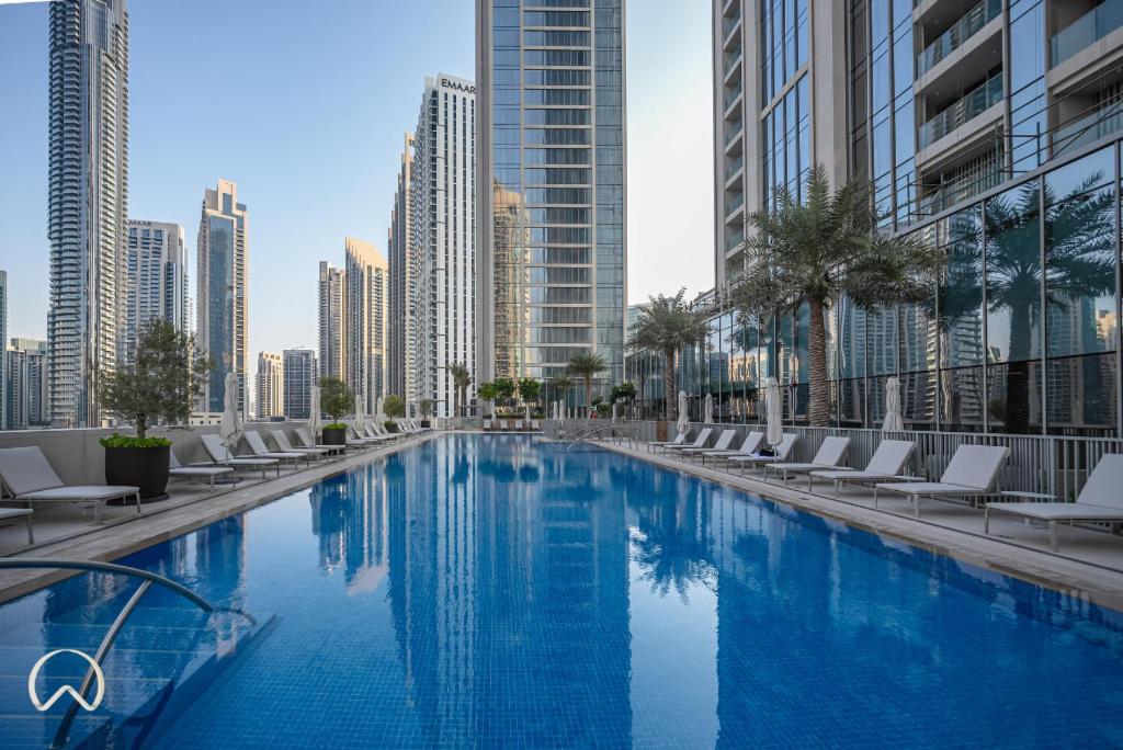 Oraya - Modern Apt 5 min walk to Dubai Mall & Burj Views
