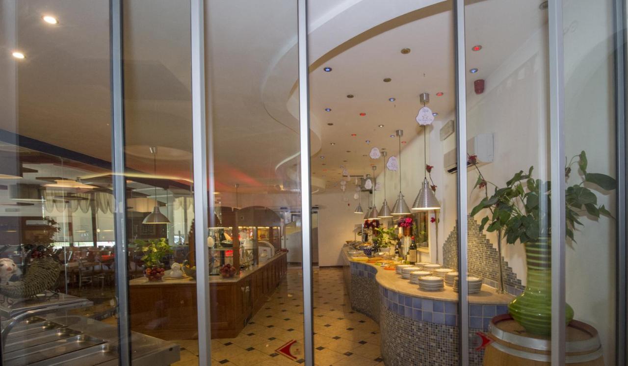 Hotel Antares Sport Beauty & Wellness photo